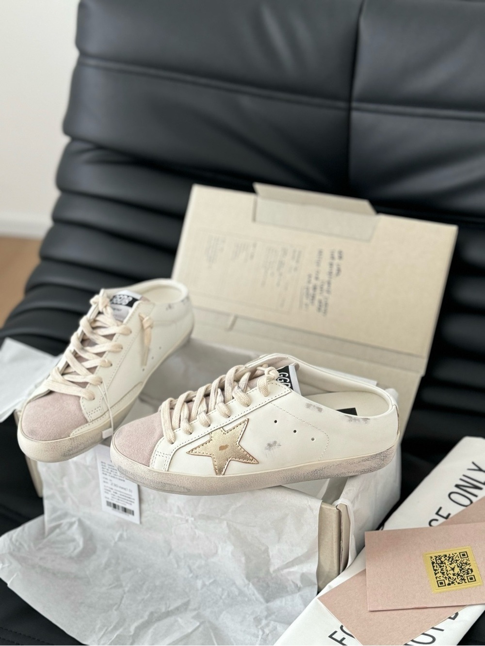 Golden Goose Cream Sneakers with Blush Toe and Gold Star